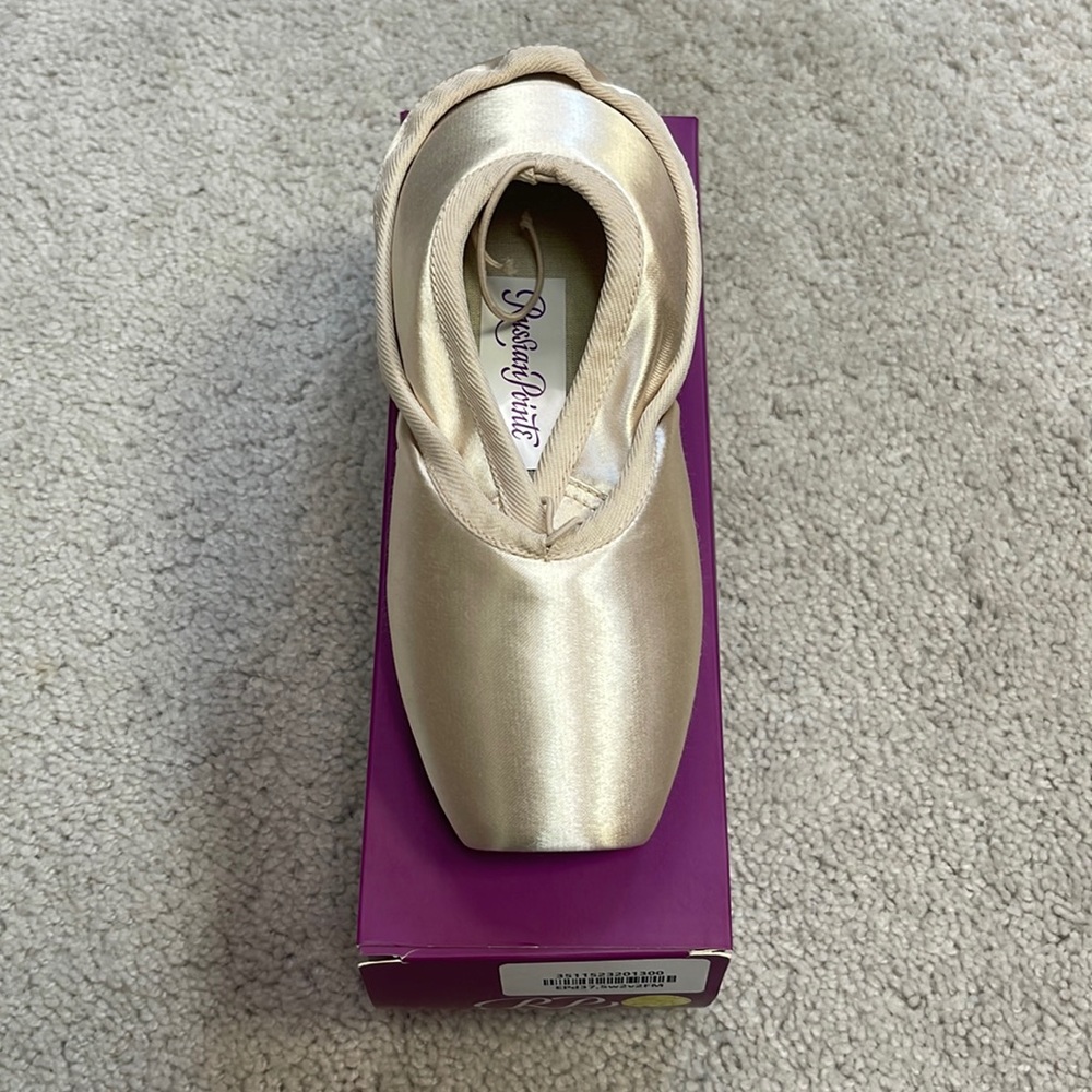 Russian Pointe Entrada Pro U-Cut Pointe Shoe